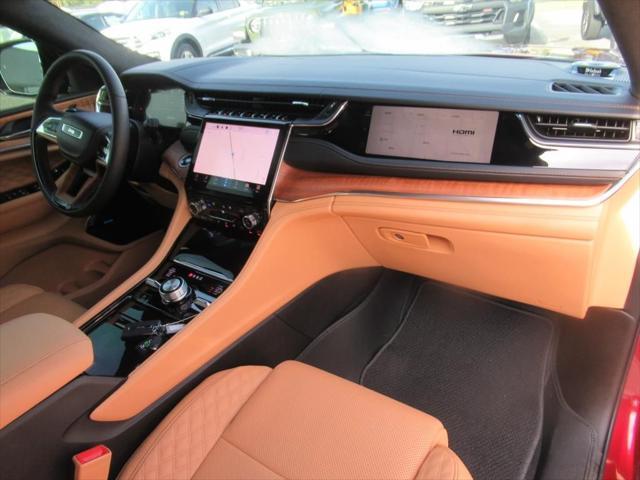 used 2025 Jeep Grand Cherokee L car