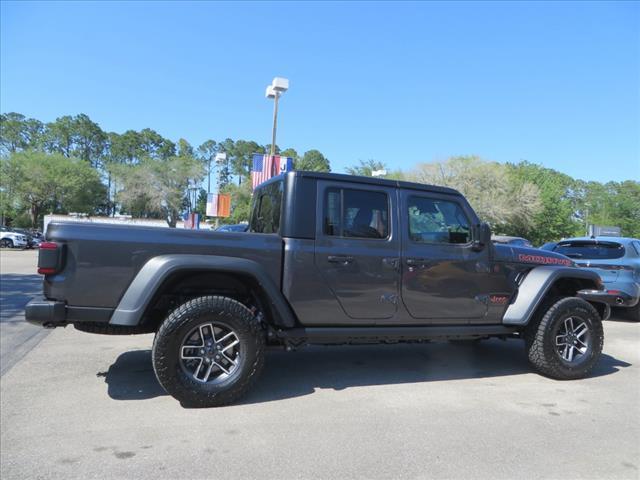 new 2024 Jeep Gladiator car, priced at $56,020