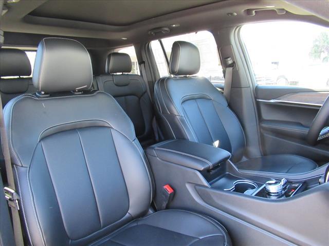 new 2025 Jeep Grand Cherokee car, priced at $47,865