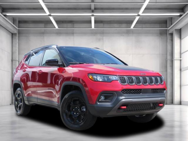 new 2023 Jeep Compass car, priced at $26,500