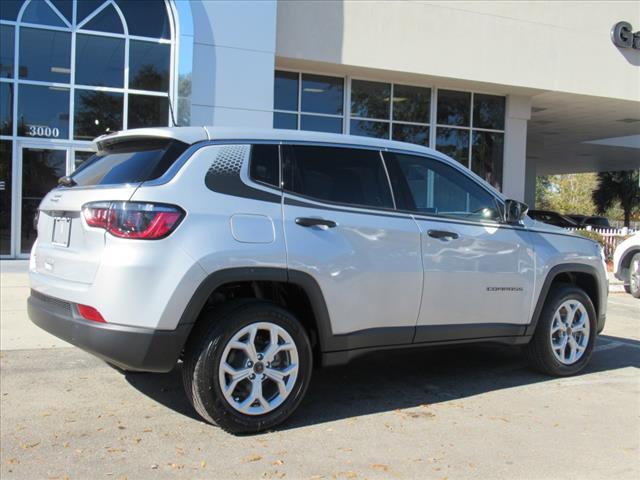 new 2025 Jeep Compass car, priced at $26,585