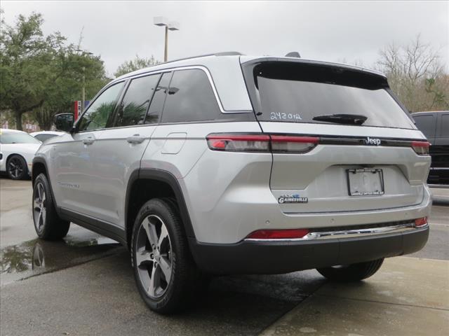 new 2024 Jeep Grand Cherokee car, priced at $58,680