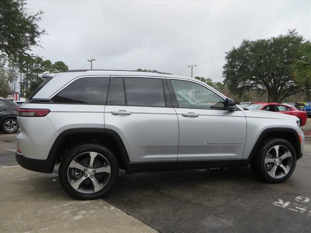 new 2024 Jeep Grand Cherokee car, priced at $58,680