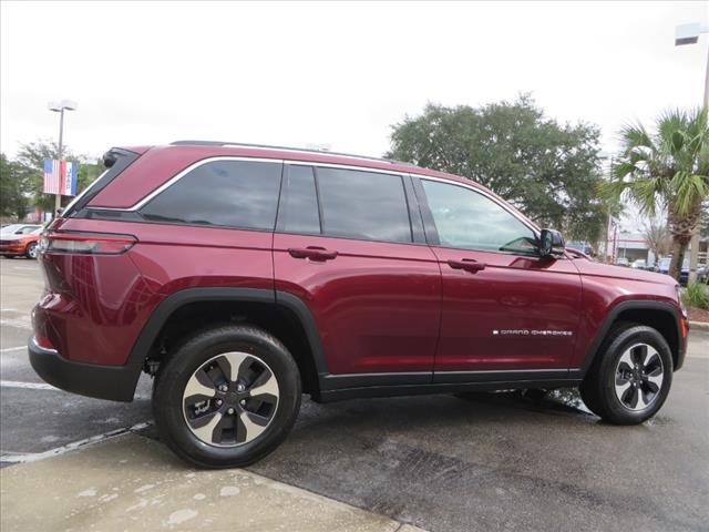 new 2024 Jeep Grand Cherokee car, priced at $53,555