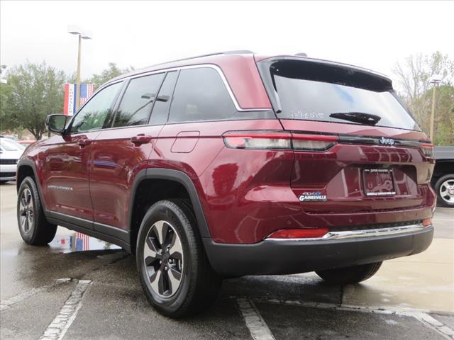 new 2024 Jeep Grand Cherokee car, priced at $53,555