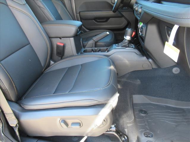 new 2025 Jeep Gladiator car, priced at $41,130