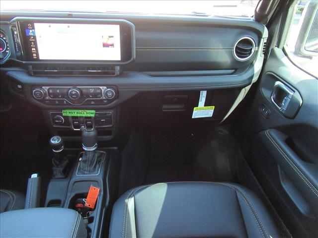 new 2025 Jeep Gladiator car, priced at $41,130