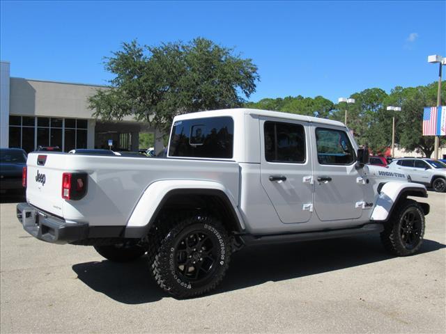 new 2025 Jeep Gladiator car, priced at $40,594