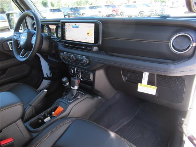 new 2025 Jeep Gladiator car, priced at $40,594