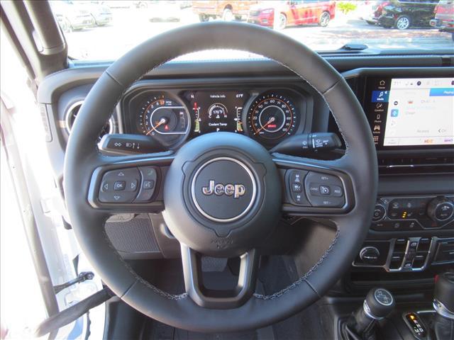 new 2025 Jeep Gladiator car, priced at $40,594