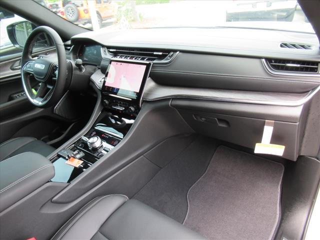 new 2025 Jeep Grand Cherokee car, priced at $57,846