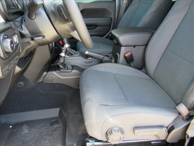 new 2025 Jeep Wrangler car, priced at $36,311