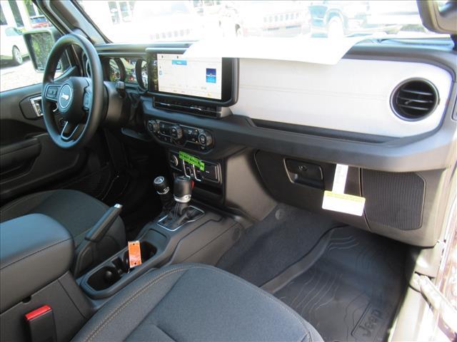 new 2025 Jeep Wrangler car, priced at $36,311