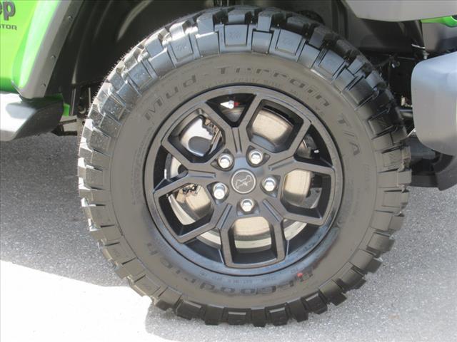 new 2025 Jeep Gladiator car, priced at $45,277