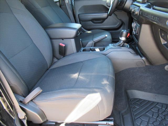 used 2022 Jeep Wrangler Unlimited car, priced at $27,800