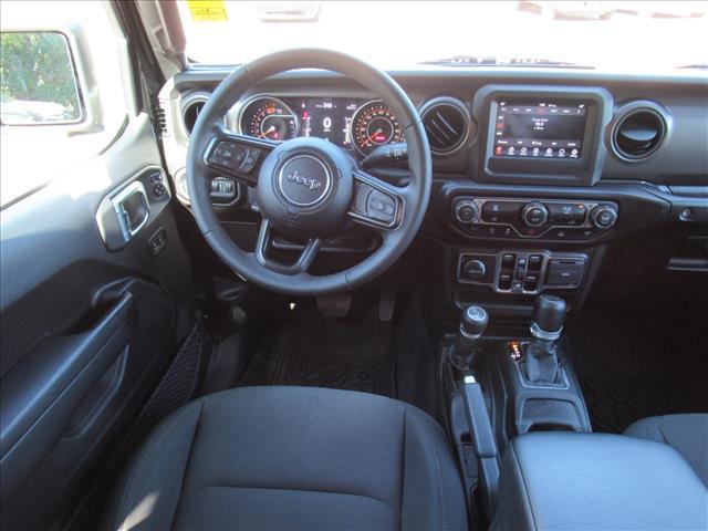 used 2022 Jeep Wrangler Unlimited car, priced at $27,800