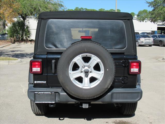 used 2022 Jeep Wrangler Unlimited car, priced at $27,800