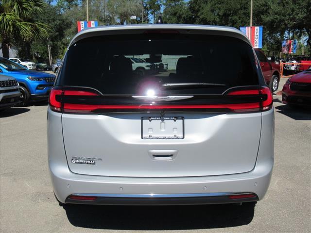 new 2026 Chrysler Pacifica car, priced at $39,710