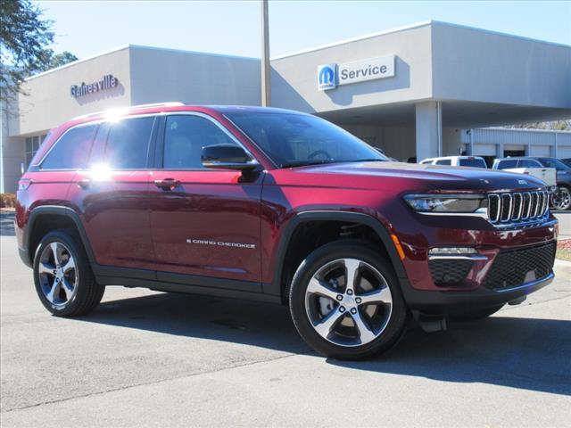 new 2025 Jeep Grand Cherokee car, priced at $48,355