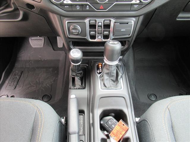 new 2025 Jeep Wrangler car, priced at $41,945