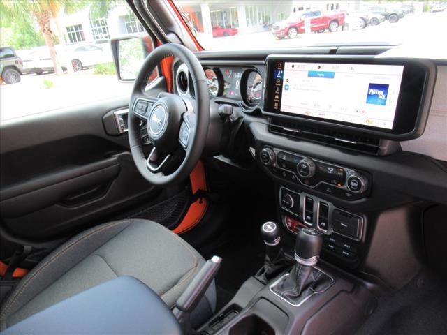 new 2025 Jeep Wrangler car, priced at $47,177