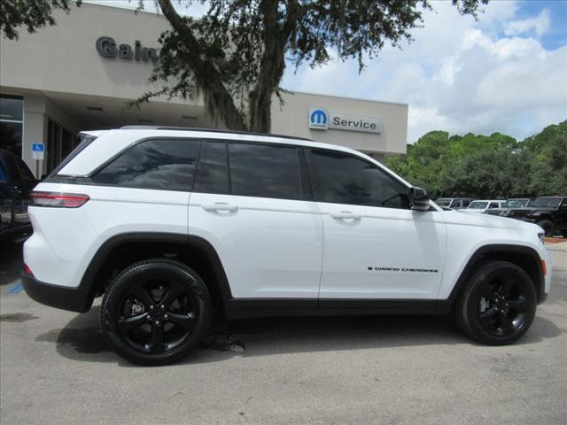 used 2023 Jeep Grand Cherokee car, priced at $39,695