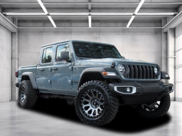 new 2024 Jeep Gladiator car, priced at $41,645