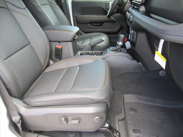 new 2025 Jeep Wrangler car, priced at $51,030