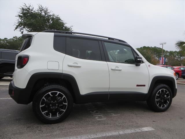 new 2023 Jeep Renegade car, priced at $25,000