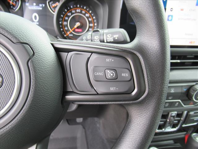 new 2025 Jeep Wrangler car, priced at $40,936
