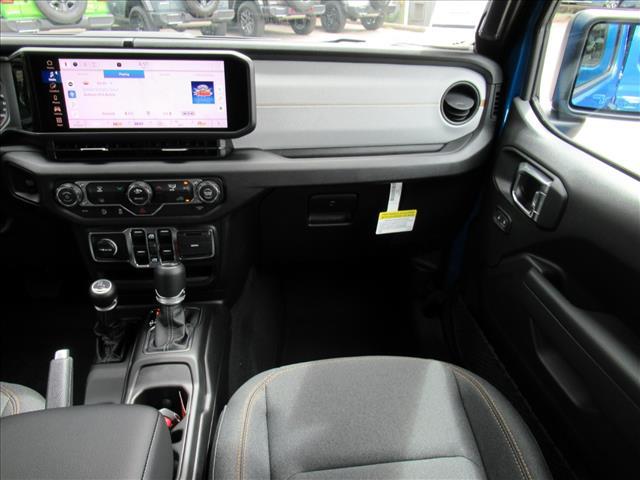 new 2025 Jeep Wrangler car, priced at $40,936