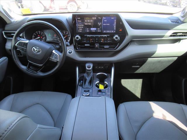 used 2021 Toyota Highlander car, priced at $33,950