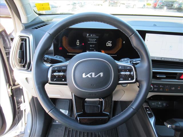 used 2025 Kia Sorento car, priced at $31,000