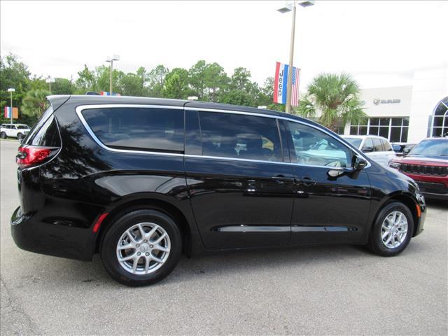 new 2026 Chrysler Pacifica car, priced at $38,242
