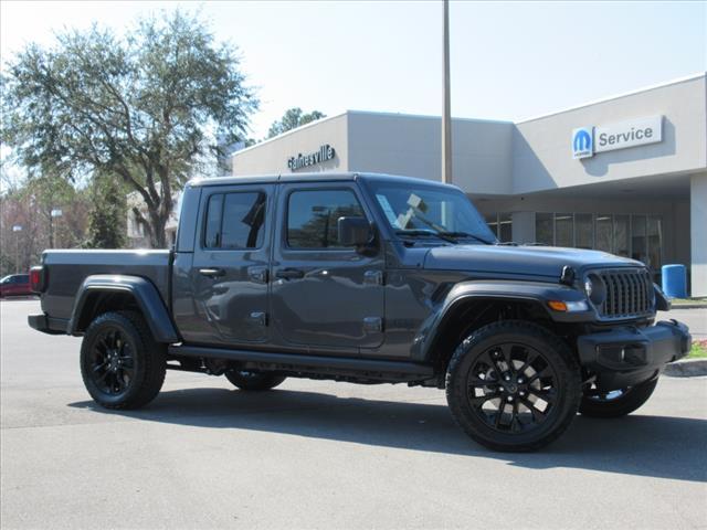 new 2025 Jeep Gladiator car, priced at $43,735