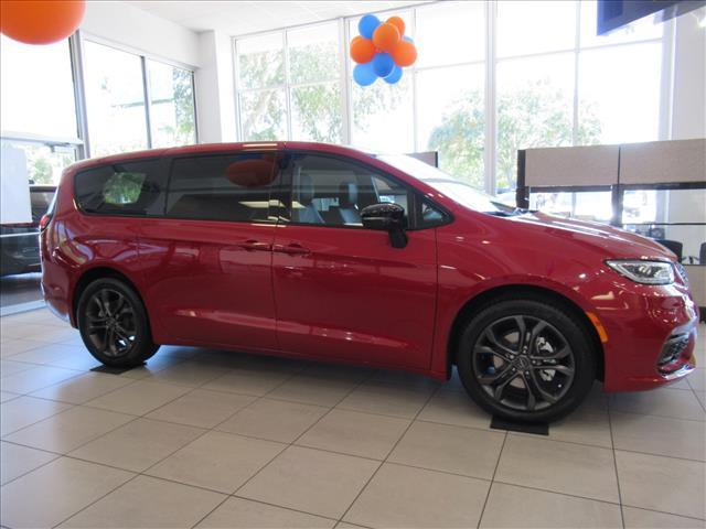 new 2026 Chrysler Pacifica car, priced at $41,335