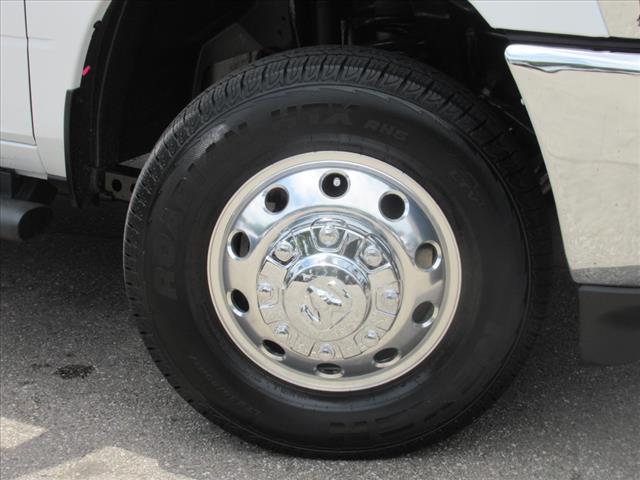 new 2025 Ram 3500 car, priced at $72,325