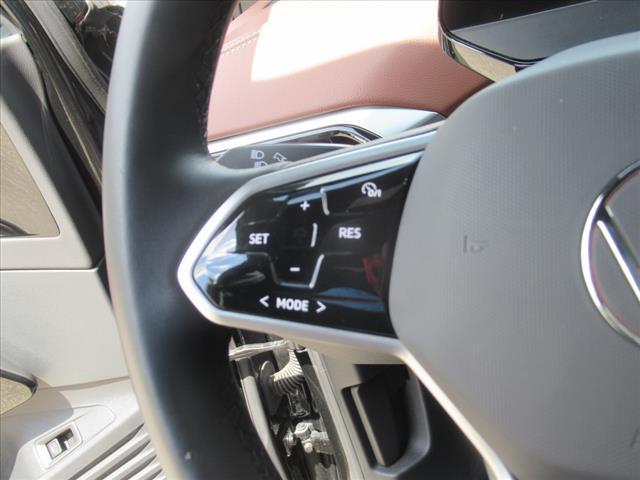used 2022 Volkswagen ID.4 car, priced at $23,894
