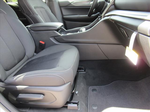 new 2025 Jeep Grand Cherokee L car, priced at $40,295