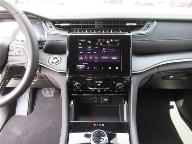new 2025 Jeep Grand Cherokee L car, priced at $40,295