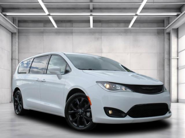 used 2020 Chrysler Pacifica car, priced at $27,732