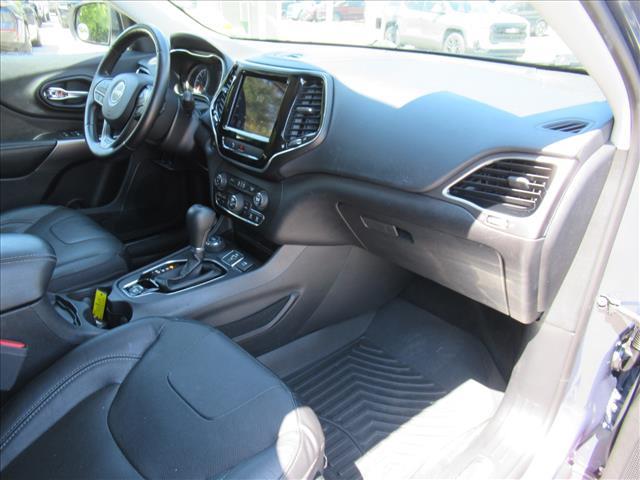 used 2020 Jeep Cherokee car, priced at $18,976