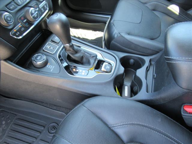 used 2020 Jeep Cherokee car, priced at $18,976