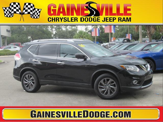 used 2016 Nissan Rogue car