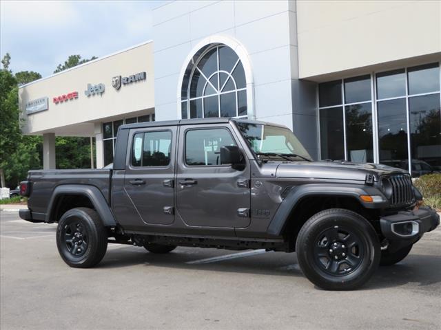 new 2024 Jeep Gladiator car, priced at $37,945