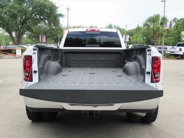 new 2025 Ram 3500 car, priced at $72,325