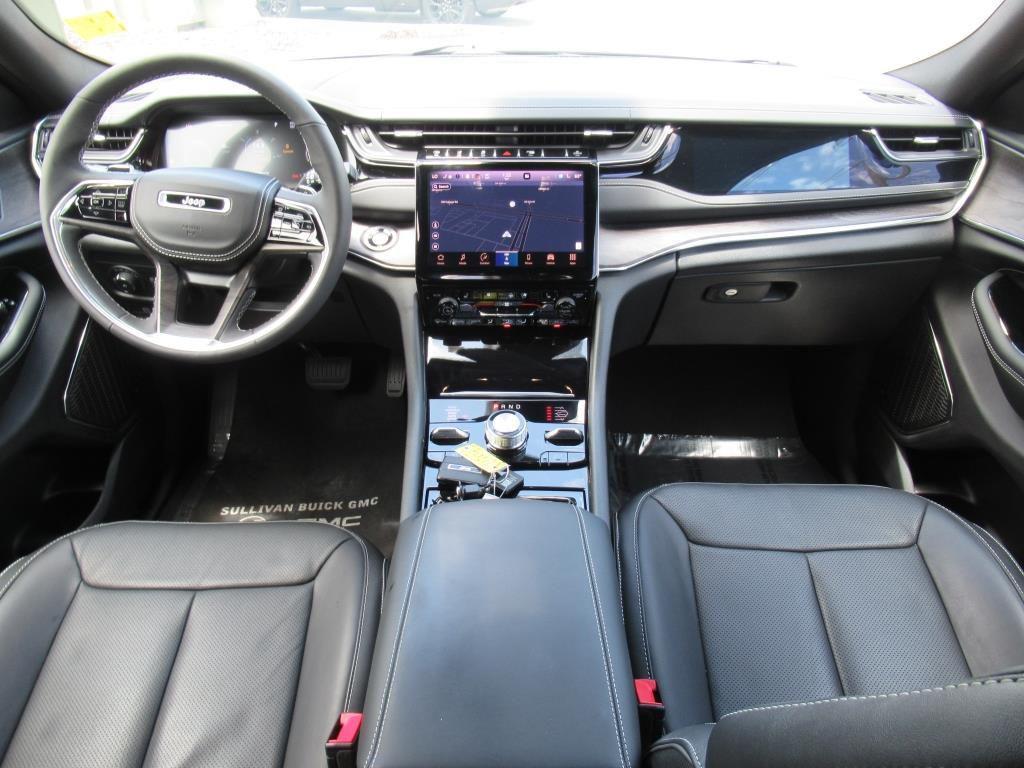 used 2023 Jeep Grand Cherokee car, priced at $45,995