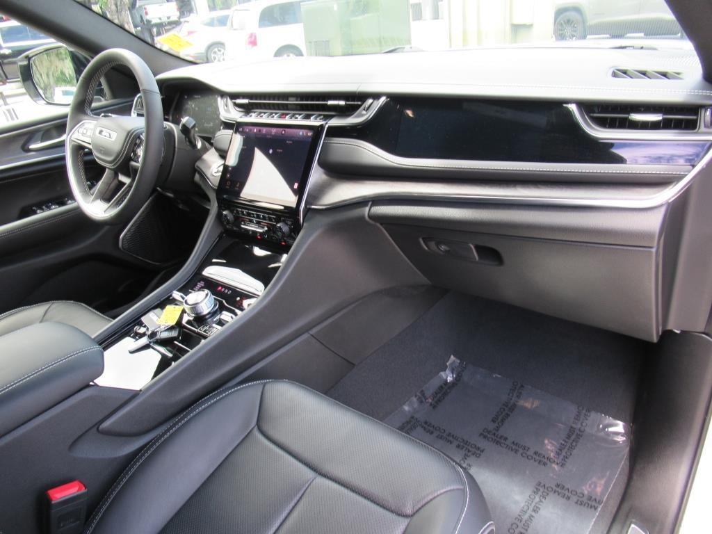 used 2023 Jeep Grand Cherokee car, priced at $45,995