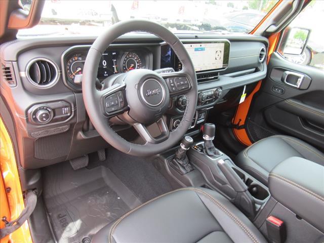 new 2025 Jeep Gladiator car, priced at $45,182