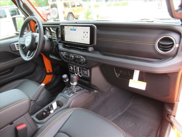 new 2025 Jeep Gladiator car, priced at $45,182